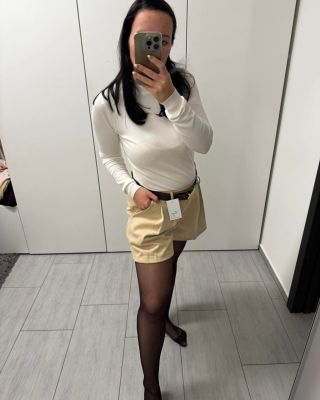 Stylové a hřejivé zimní kraťasy z měkkého flauše, které skvěle doplní váš zimní outfit. Díky univerzální velikosti...