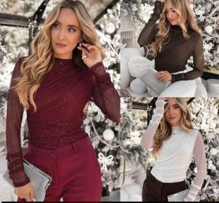 Elegantní halenka s jemným třpytem, která krásně podtrhne vaši ženskost. Díky lehkému síťovanému materiálu s dlouhým...