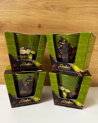 Dopřejte si nádech exotiky díky naší Dubajské svíčce, která zaujme nejen svým elegantním vzhledem, ale hlavně bohatou vůní...